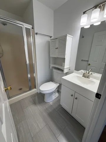 $2,400 | 504 Watercourse Row, Unit 504, Rocky Hill, CT 06067