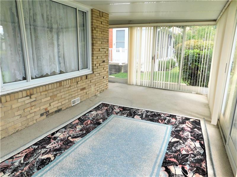 1528 Greentree Road Pittsburgh, PA 15220 - Photo 2 of 25 Gallery Image 2