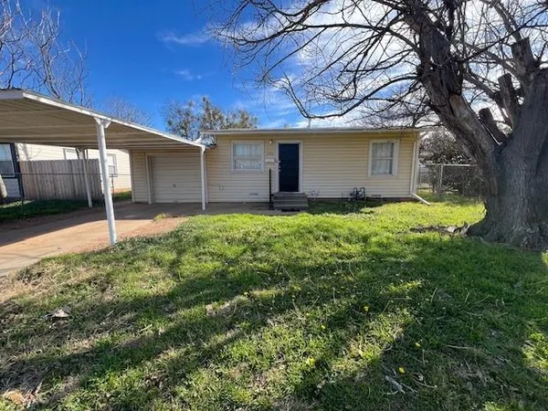 $1,895 | 1733 Palm Street, Abilene, TX 79602