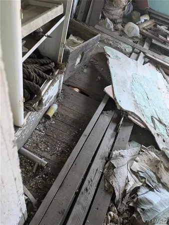 $20,000 | 300 Railroad Avenue, Bland, MO 65014