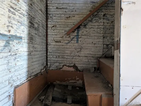 $20,000 | 300 Railroad Avenue, Bland, MO 65014