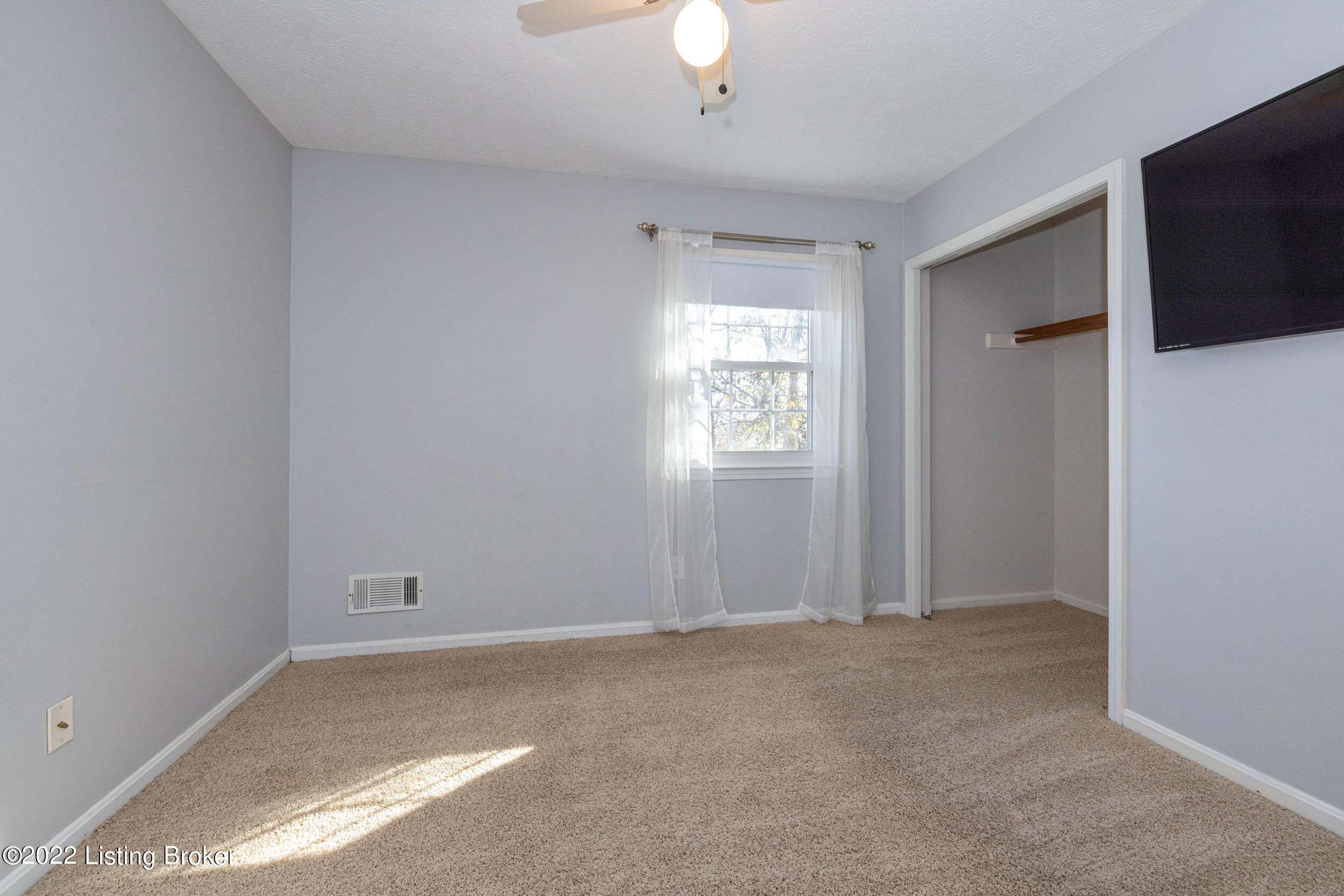 2806 Wareham Road Louisville, KY 40242 - Photo 25 of 40 RBWP6710