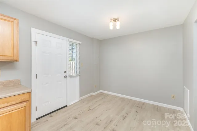 $195,000 | 7507 Holly Grove Court, Charlotte, NC 28227