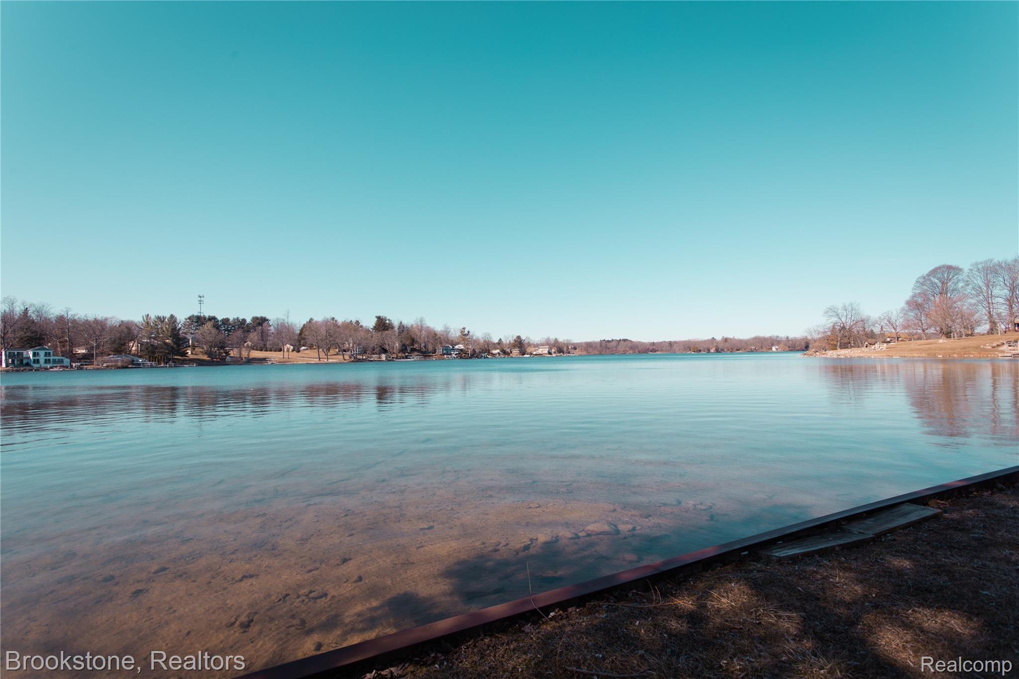 1675 Rochester Road Leonard, MI 48367 - Photo 23 of 62 rochesterlake_nick-19.jpg