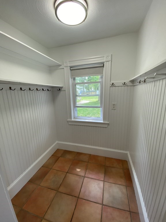 12 Avon Street, Unit 12 Reading, MA 01867 - Photo 7 of 25