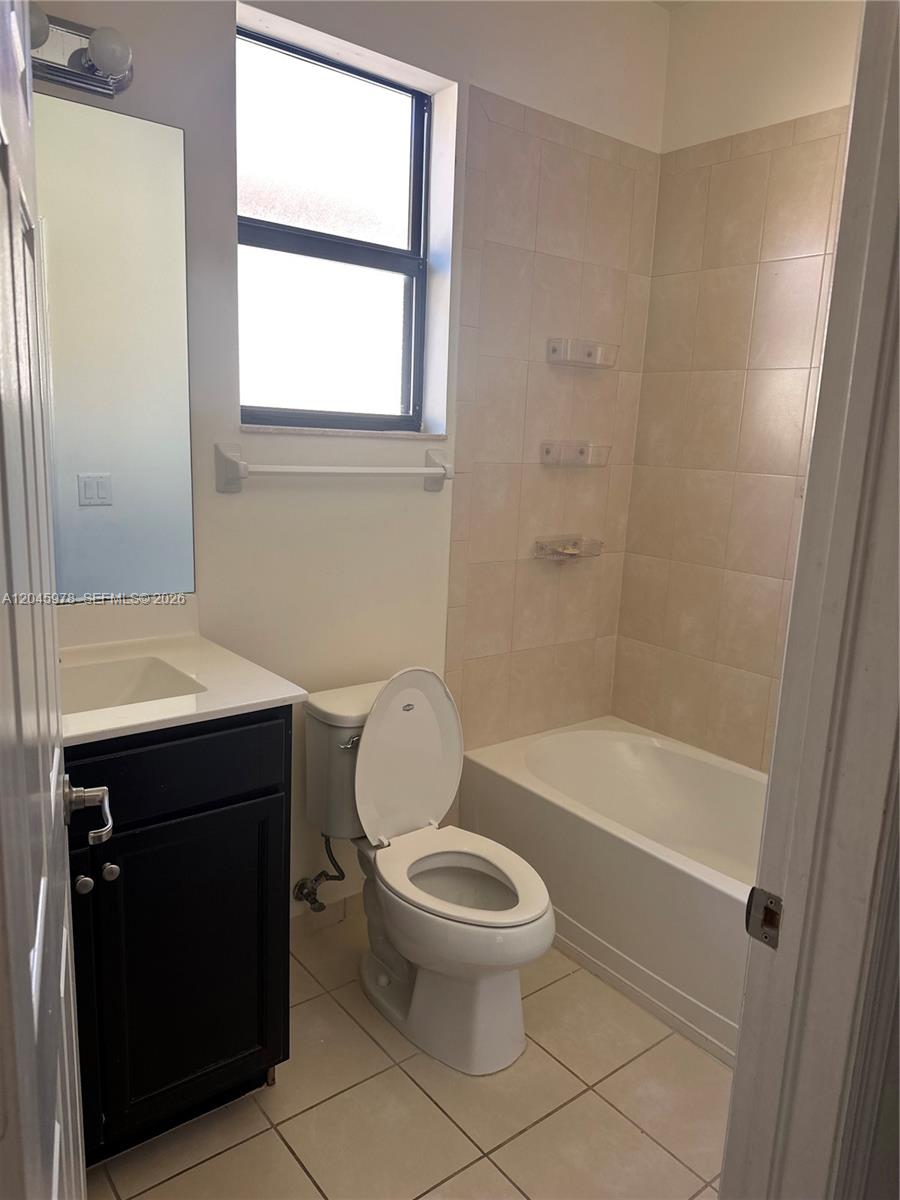 3797 Northeast 2nd Street Homestead, FL 33033 - Photo 13 of 18