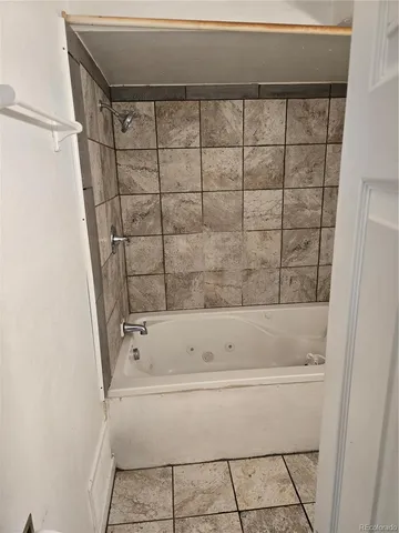 a bathroom with a bathtub