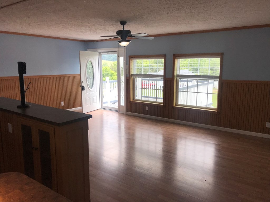3789 Major Grahams Road Max Meadows, VA 24360 - Photo 6 of 19 Gallery Image 6