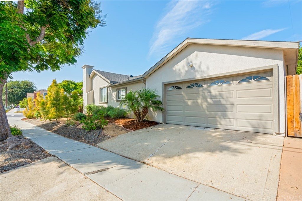 4502 Walnut Avenue Long Beach, CA 90807 - Photo 3 of 25