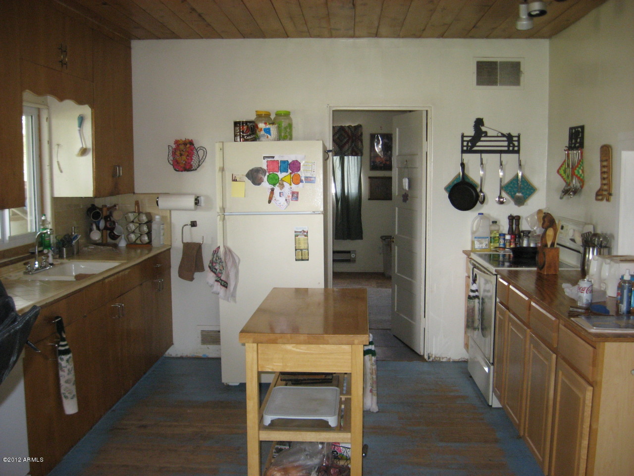 36700 South Rincon Road Wickenburg, AZ 85390 - Photo 11 of 15 Kitchen