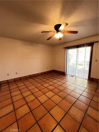 $2,100 | 4655 Hawaina Way, Kelseyville, CA 95451