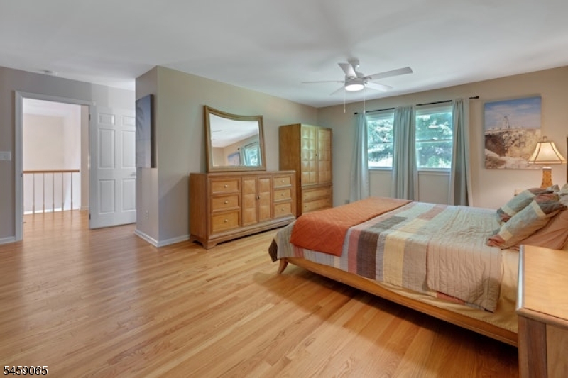 47 Long Ridge Road Morris Plains, NJ 07950 - Photo 12 of 29 Gallery Image 12