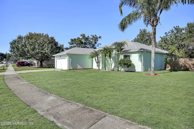 $399,000 | 11535 Courtney Waters Lane, Jacksonville, FL 32258