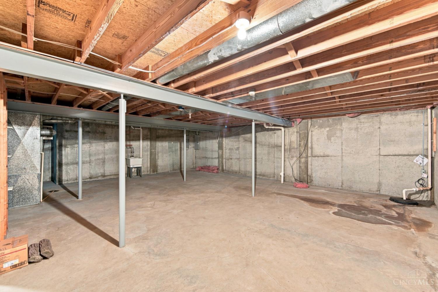 1084 Markley Road Cincinnati, OH 45230 - Photo 43 of 59 Gallery Image 43