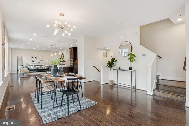 $4,900 | 8091 Red Hook Street, Rockville, MD 20855