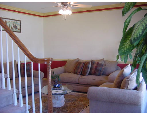 8 Hawthorne Road Shrewsbury, MA 01545 - Photo 7 of 9 Gallery Image 7