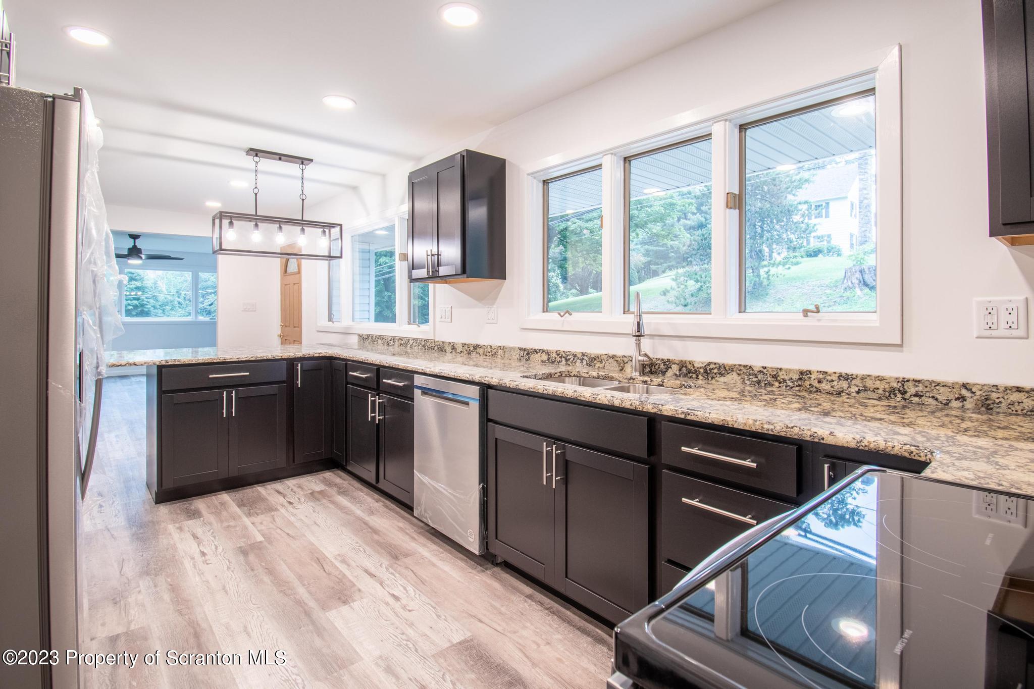 306 Layton Road Clarks Summit, PA 18411 - Photo 6 of 32 Gallery Image 6