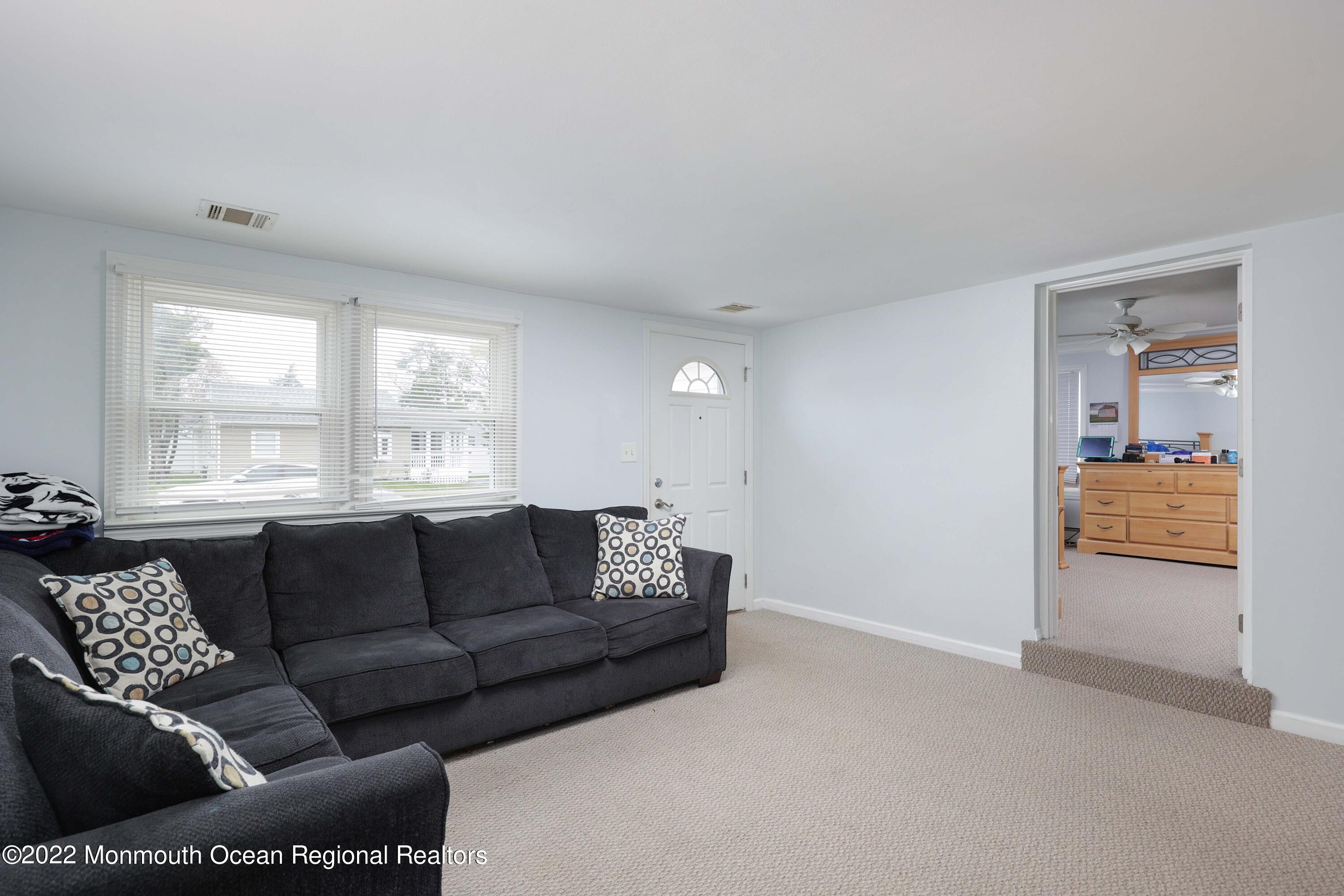 110 Bonita Road Waretown, NJ 08758 - Photo 8 of 18 758A7919