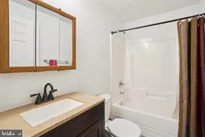 $1,200 | 9641 Looking Glass Court, Bristow, VA 20136
