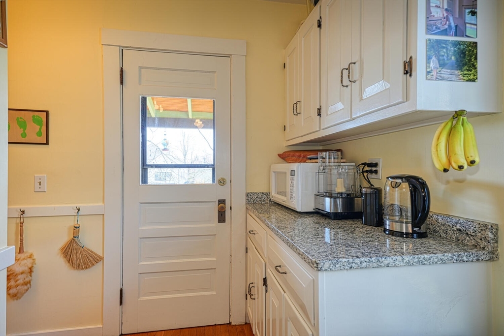 61 Chester Road, Unit 61 Belmont, MA 02478 - Photo 12 of 39 Gallery Image 12