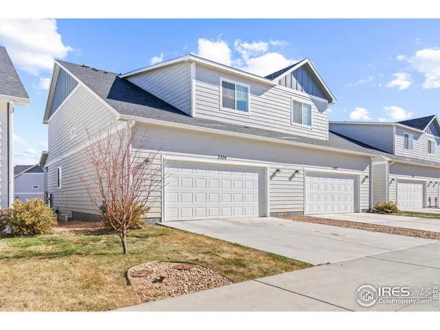 a house view with a outdoor space