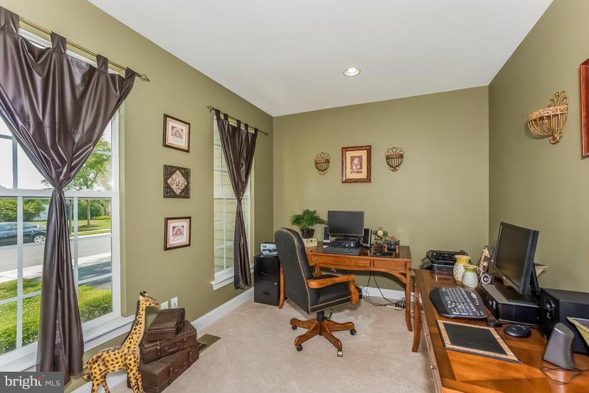 604 Sand Road Severn, MD 21144 - Photo 11 of 30 Interior (General)