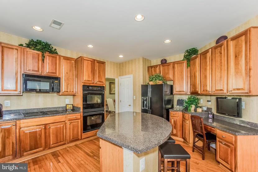 604 Sand Road Severn, MD 21144 - Photo 6 of 30 Kitchen