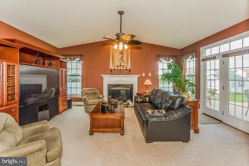 604 Sand Road Severn, MD 21144 - Photo 7 of 30 Interior (General)
