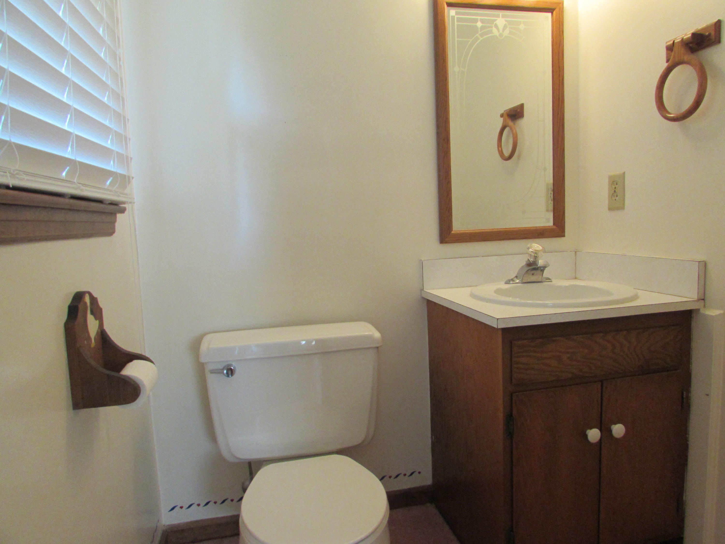122 Old Brook Road Vinton, VA 24179 - Photo 9 of 18 043