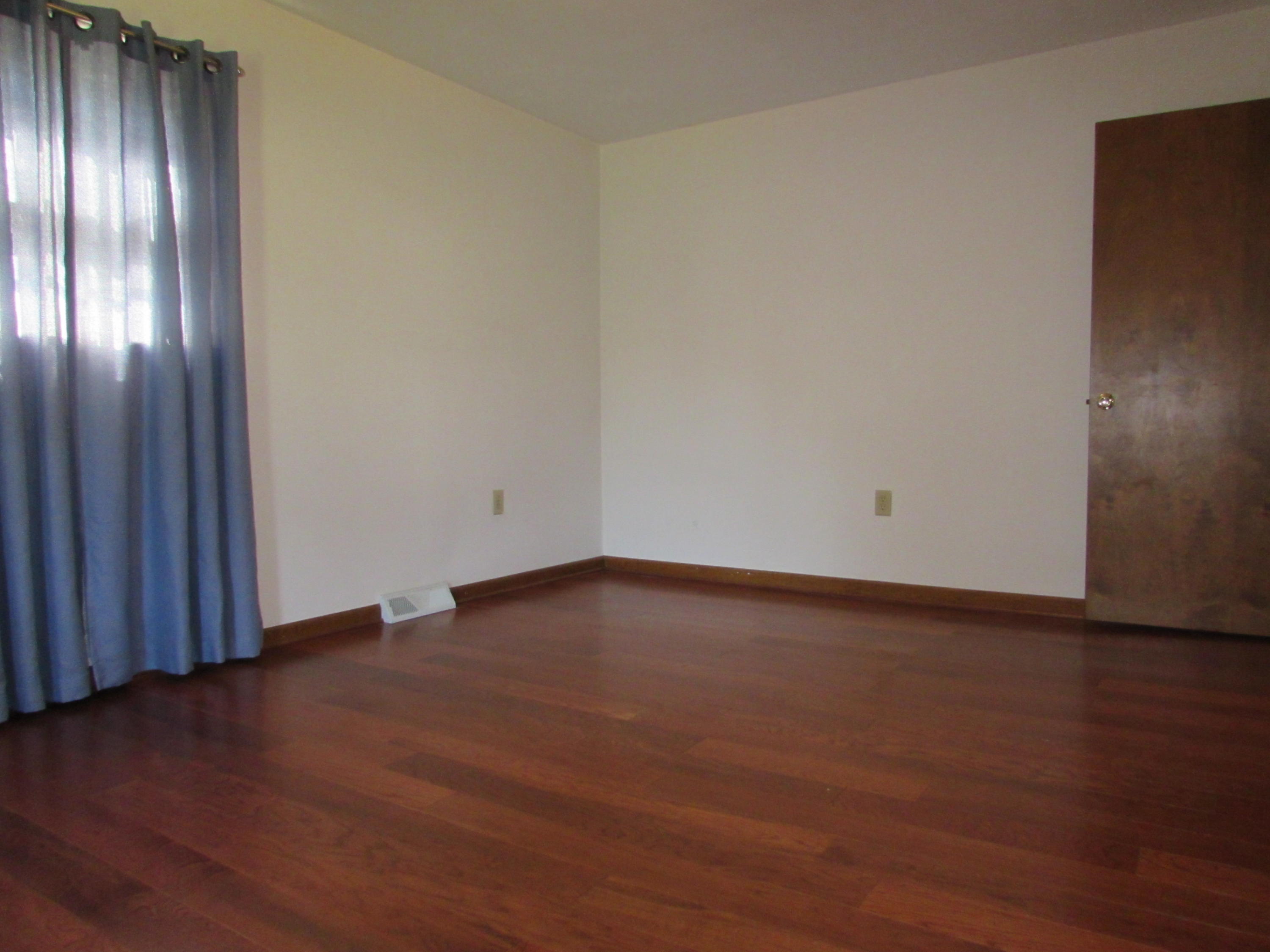 122 Old Brook Road Vinton, VA 24179 - Photo 10 of 18 045