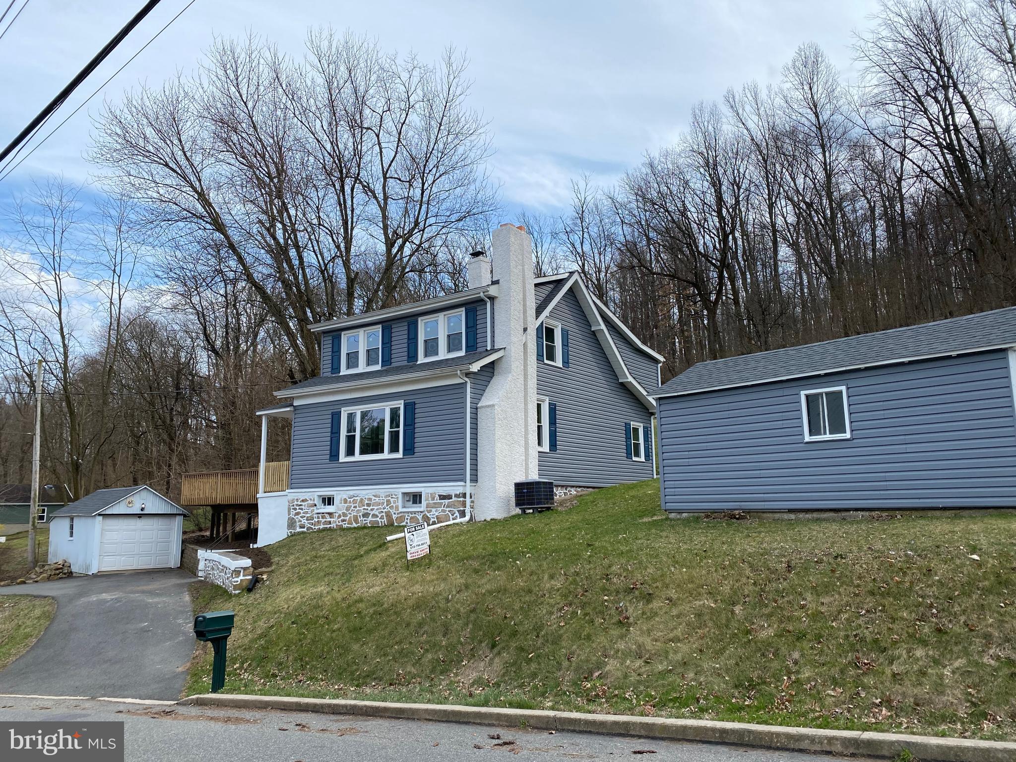 2012 Weisstown Road Bechtelsville, PA 19505 - Photo 7 of 38 Gallery Image 7