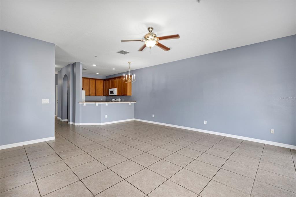 5863 Strada Capri Way Orlando, FL 32835 - Photo 9 of 56