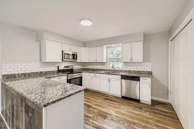 $349,000 | 27360 State Highway 47, Isanti, MN 55040