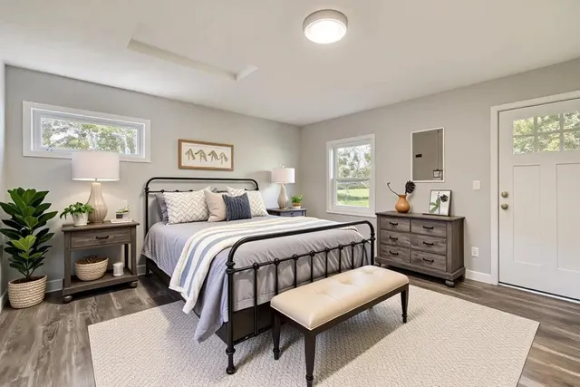 $349,000 | 27360 State Highway 47, Isanti, MN 55040