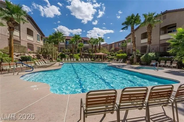 $1,640 | 2305 West Horizon Ridge Parkway, Unit 1224, Henderson, NV 89052