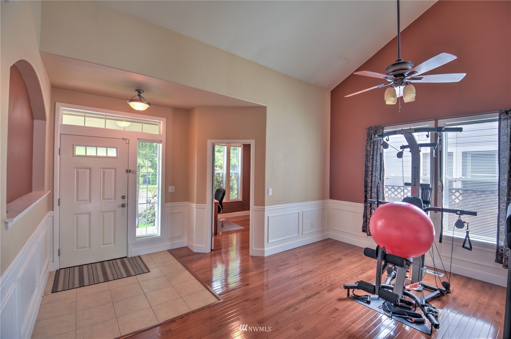6949 Compass Street Southeast Lacey, WA 98513 - Photo 2 of 34