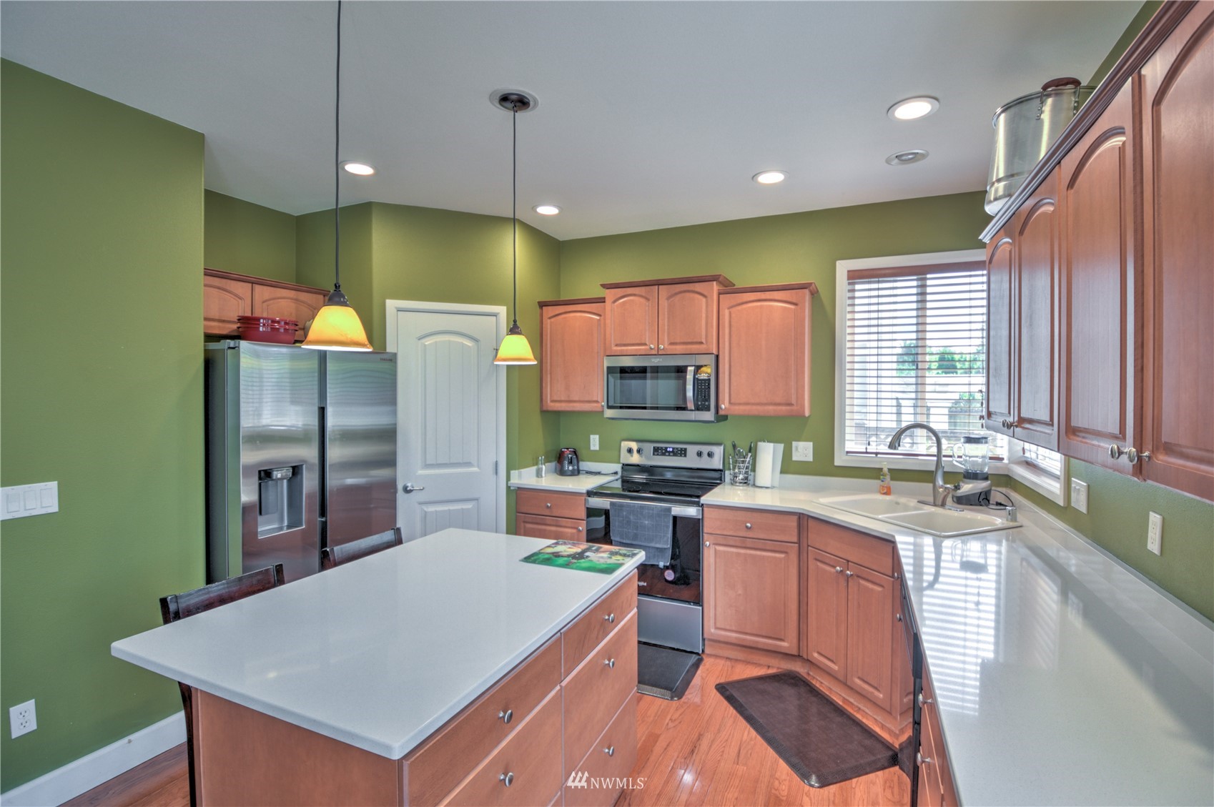 6949 Compass Street Southeast Lacey, WA 98513 - Photo 6 of 34