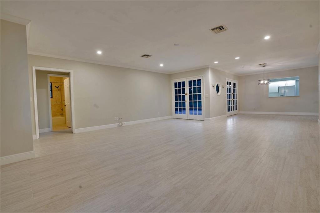 1015 Clipper Road Vero Beach, FL 32963 - Photo 13 of 23 Gallery Image 13