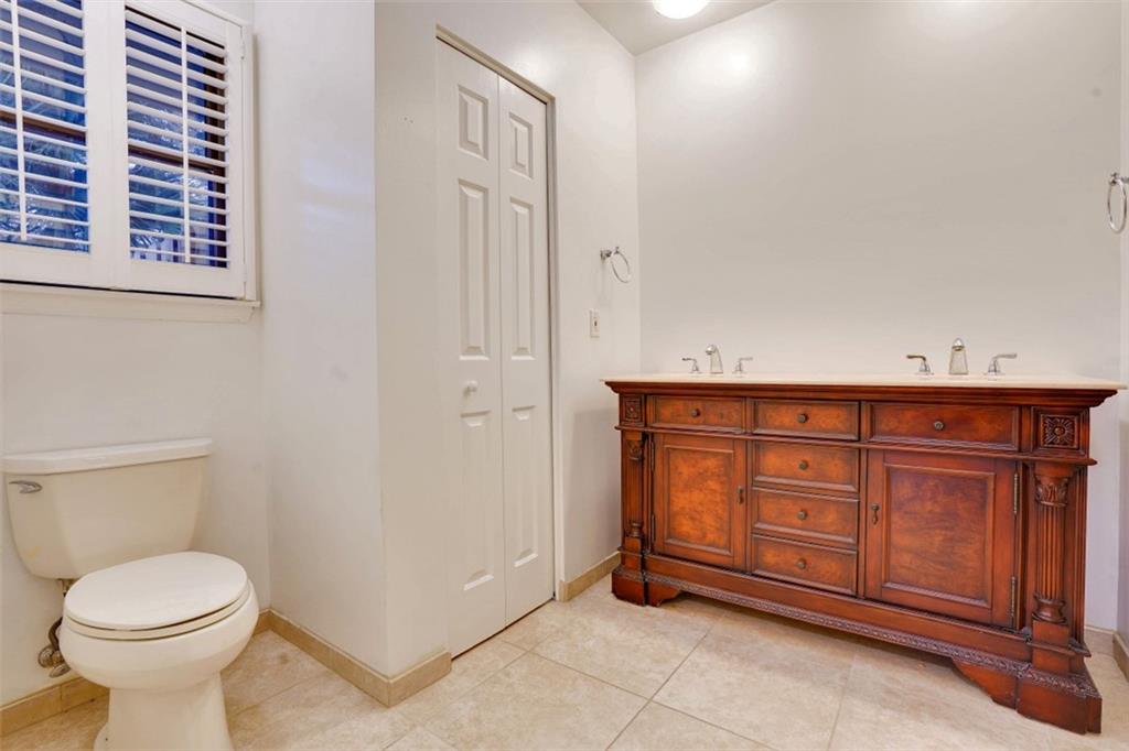 1015 Clipper Road Vero Beach, FL 32963 - Photo 9 of 23 Gallery Image 9