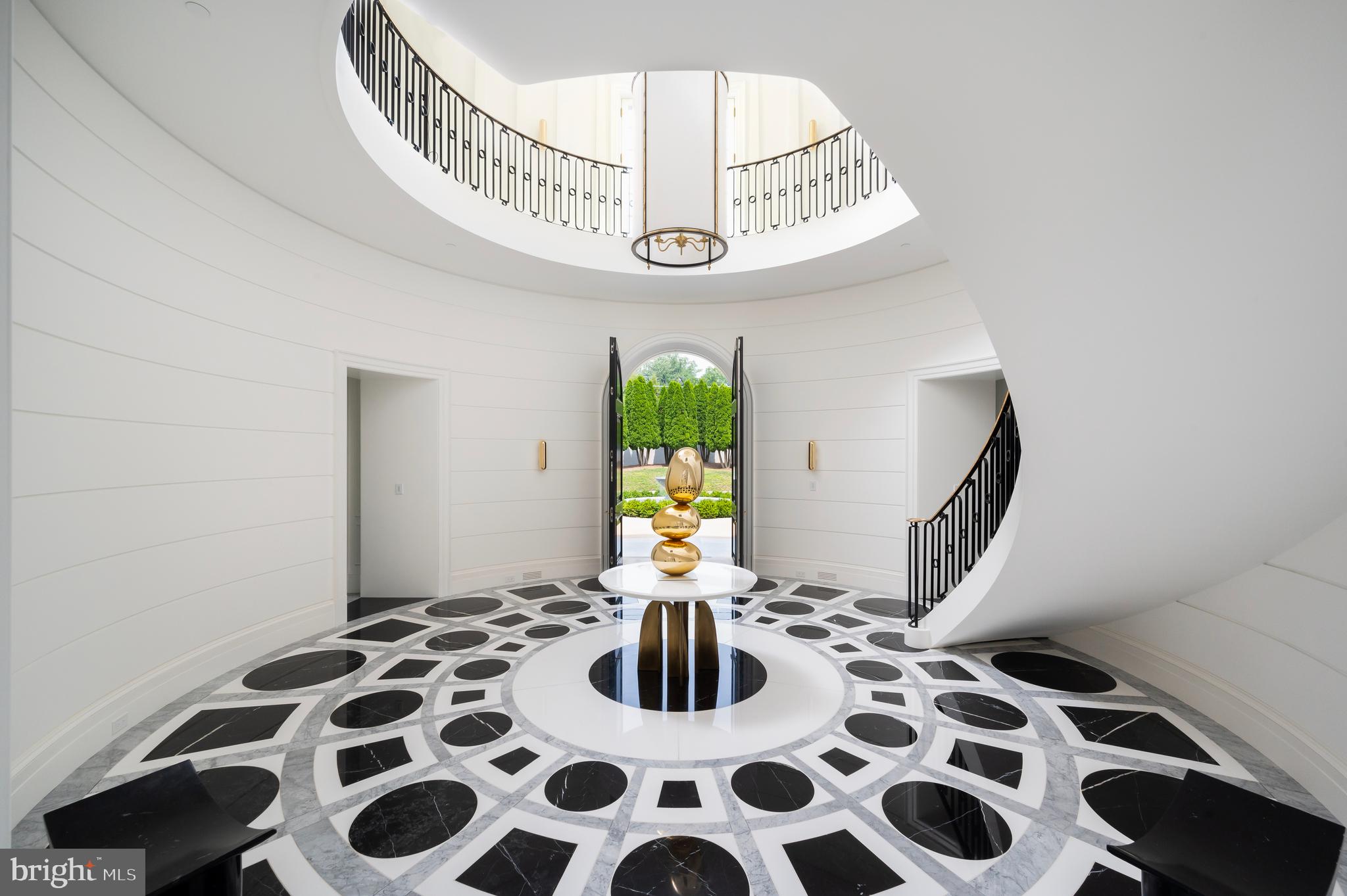 2400 Foxhall Road Northwest Washington, DC 20007 - Photo 5 of 50 Welcome Home