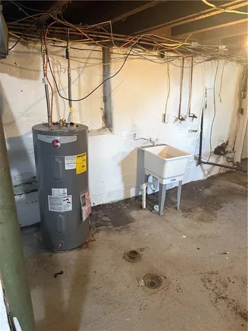 $39,000 | 965 Leeds Avenue, Monessen, PA 15062