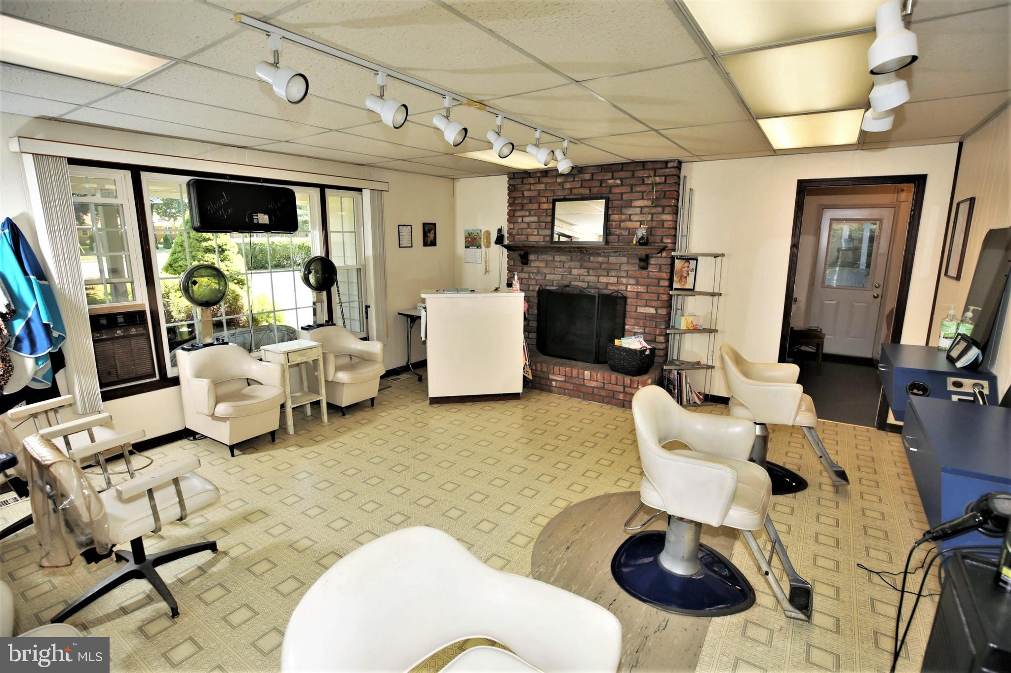 154 Princeton Hightstown Road Princeton Junction, NJ 08550 - Photo 20 of 57