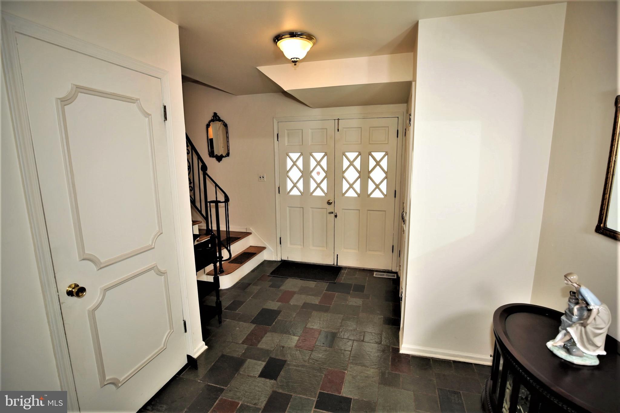 154 Princeton Hightstown Road Princeton Junction, NJ 08550 - Photo 4 of 57