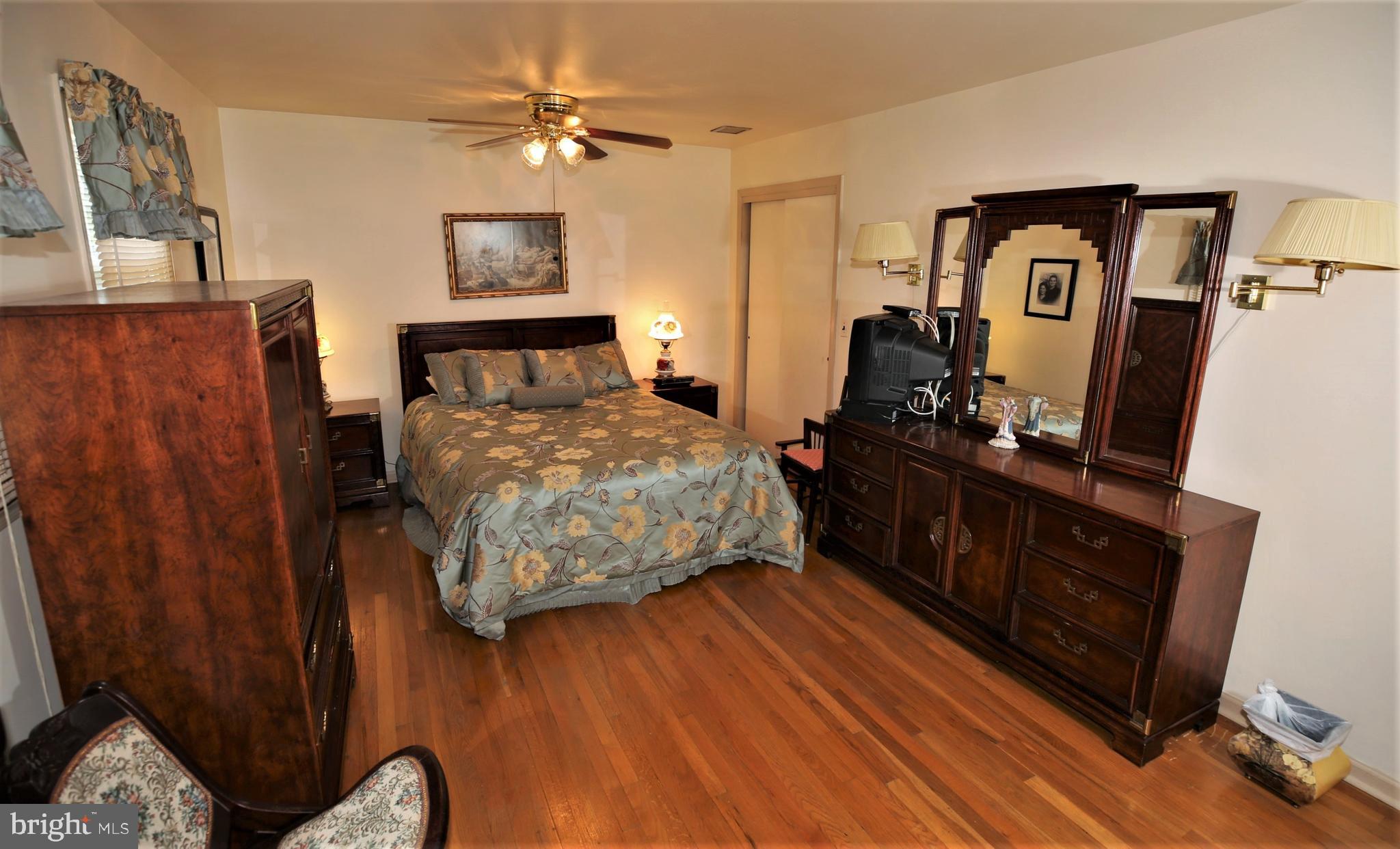 154 Princeton Hightstown Road Princeton Junction, NJ 08550 - Photo 33 of 57