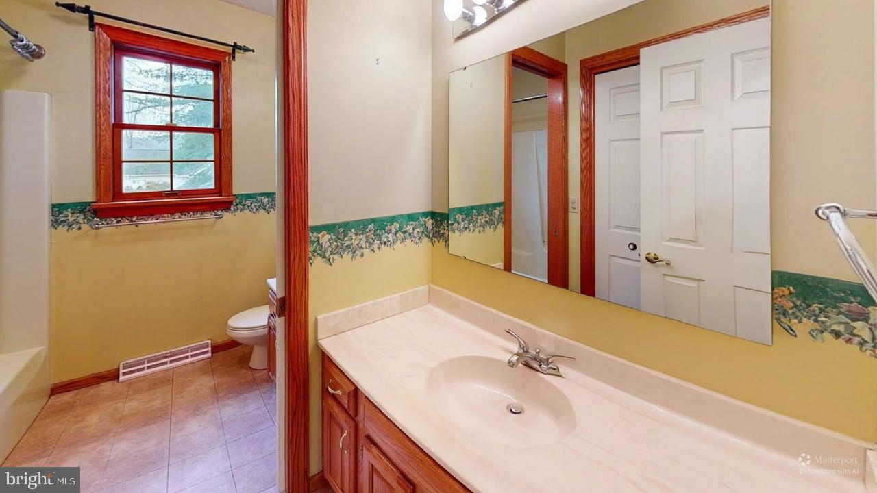 102 Spinnaker Court Ridgeley, WV 26753 - Photo 29 of 59 Full bath