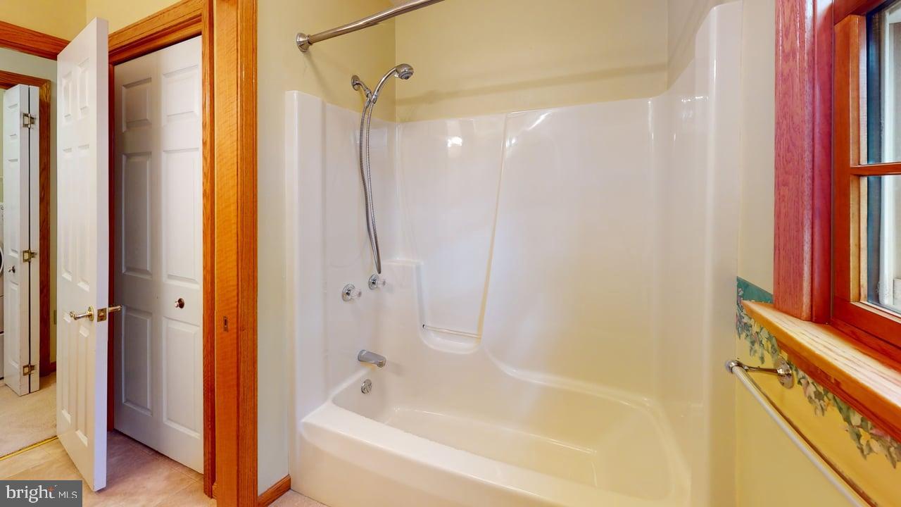 102 Spinnaker Court Ridgeley, WV 26753 - Photo 31 of 59