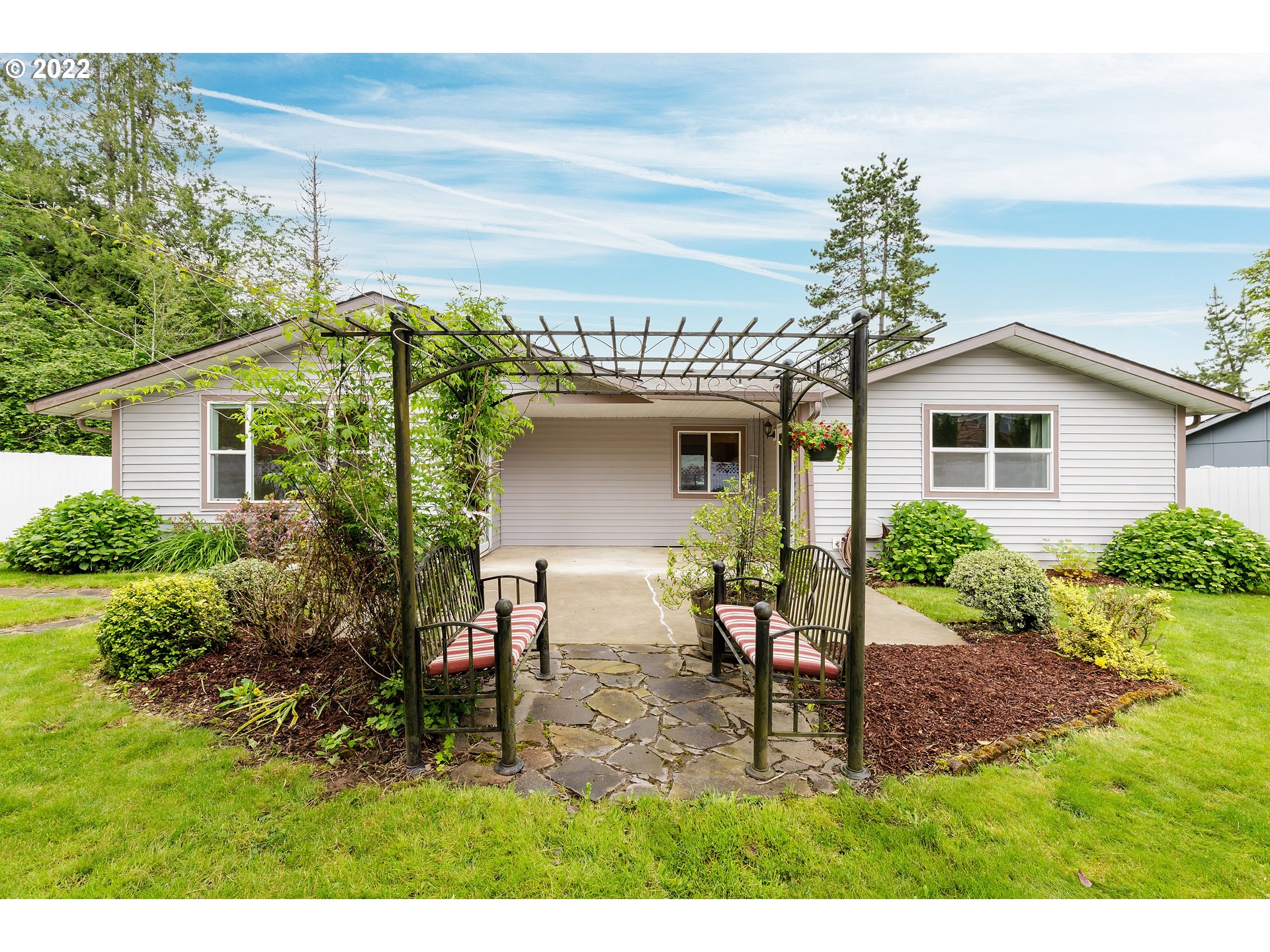 1930 Southeast Palmblad Road Gresham, OR 97080 - Photo 28 of 28 Yard