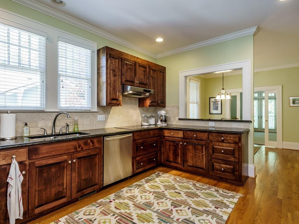 113 Hudson Street Raleigh, NC 27608 - Photo 7 of 30 Kitchen