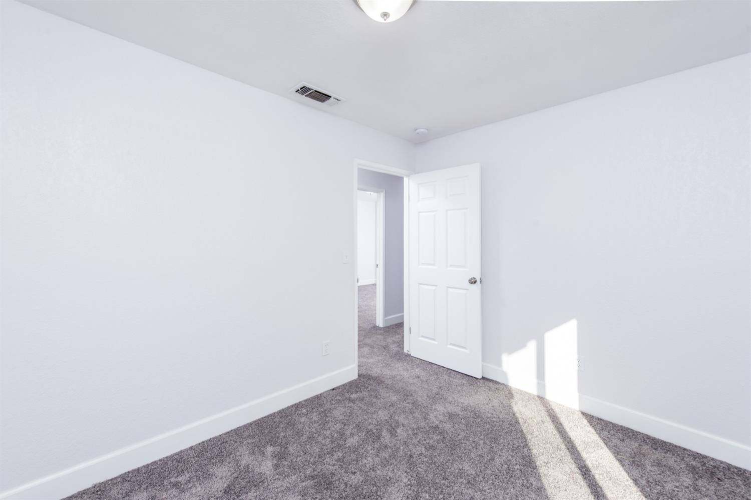 17242 Rodeo Drive Madera, CA 93638 - Photo 20 of 26 Gallery Image 20