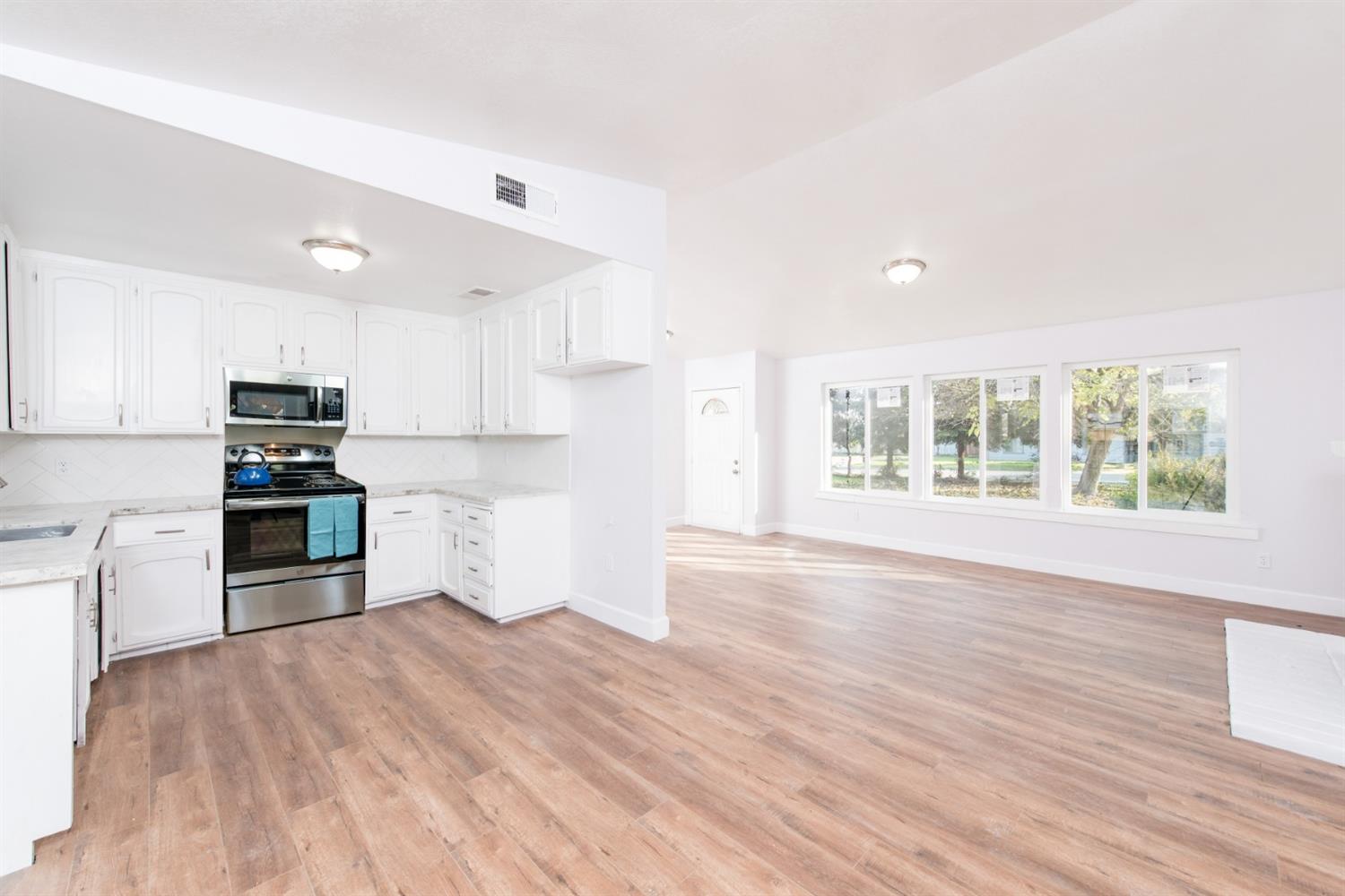 17242 Rodeo Drive Madera, CA 93638 - Photo 8 of 26 Gallery Image 8